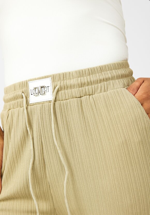 Брюки женские Исидора шир.  580, рис. 35