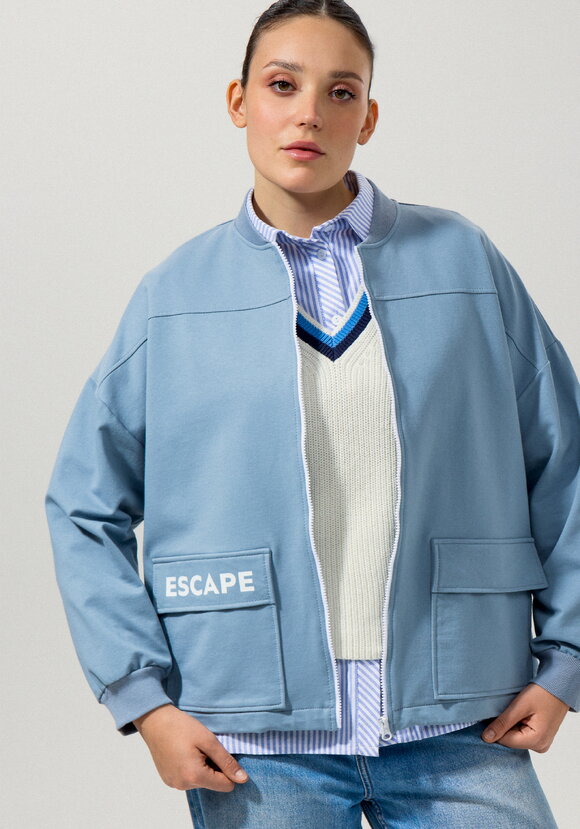 Бомбер с кулиской по низу шир.  580, рис. 32