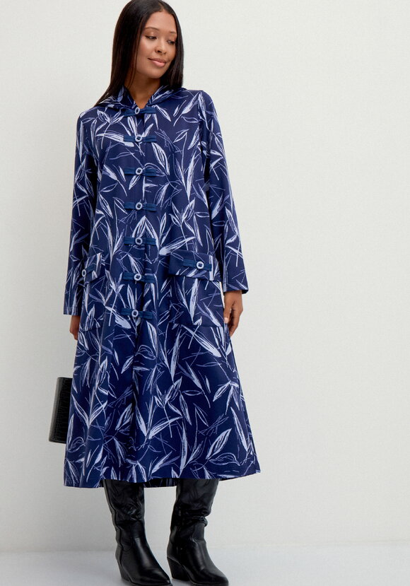 Платье трикотажное  с капюшоном шир.  580, рис. 8