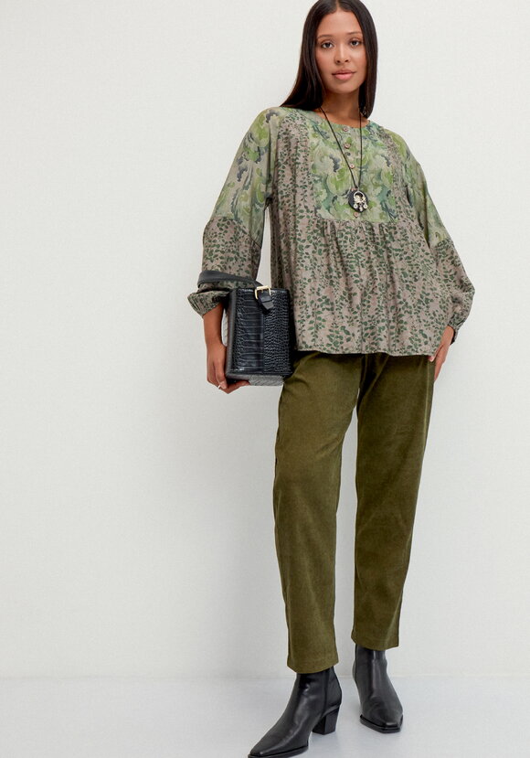 Блуза  с комбинированным принтом шир.  580, рис. 2