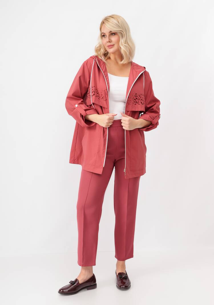 Ветровка с ажурной кокеткой шир.  750, рис. 38