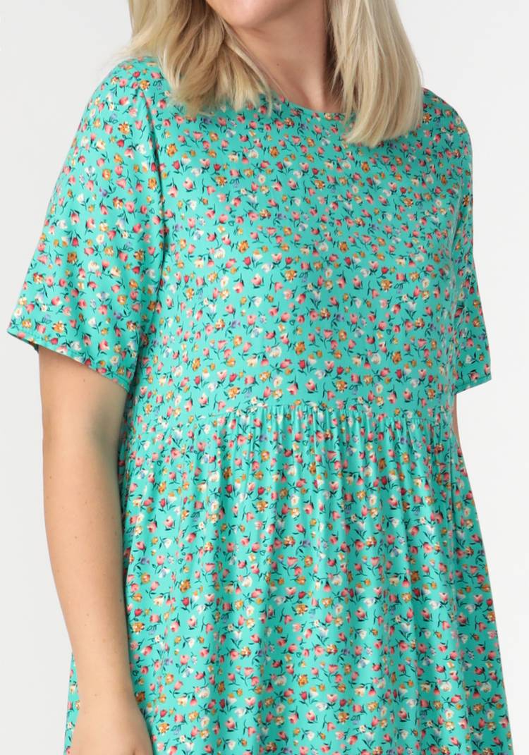 Платье с отрезной талией и коротким рукавом шир.  750, рис. 9