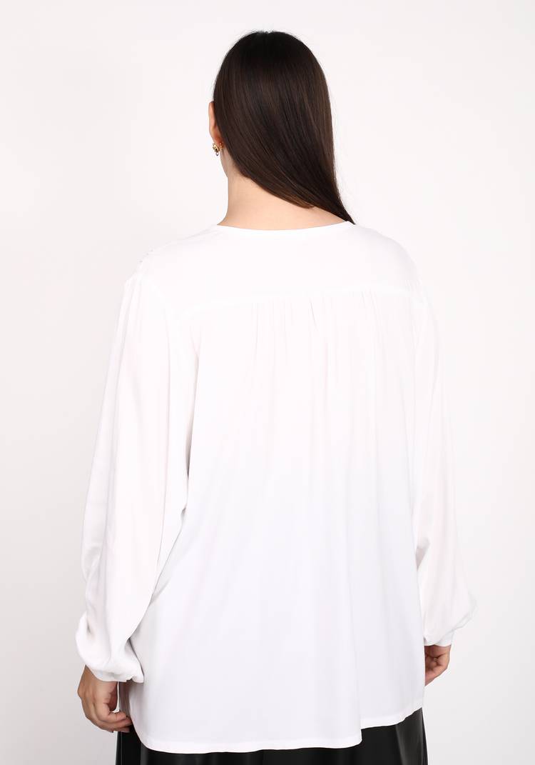 Блуза с V-образным вырезом и кружевом шир.  750, рис. 2