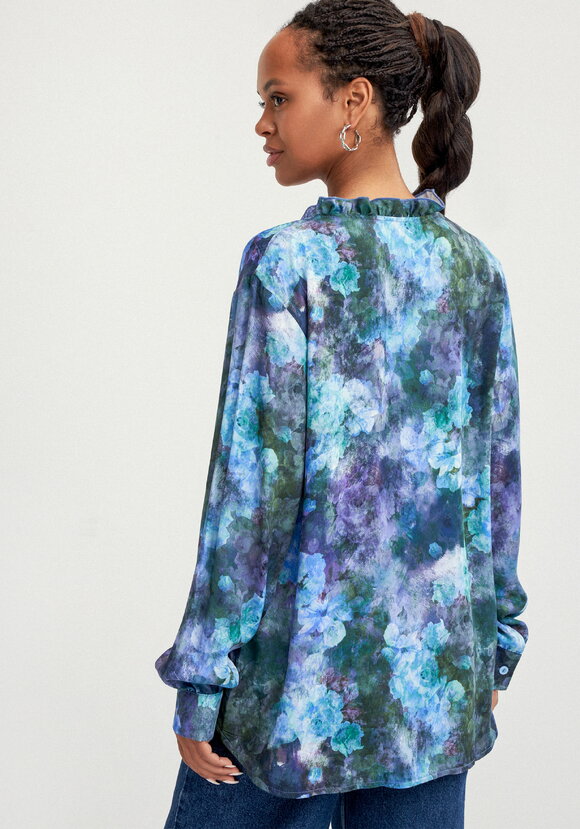 Блуза с потайной застежкой шир.  580, рис. 12