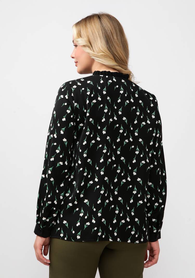 Блуза со съемным воротником на завязке шир.  750, рис. 11