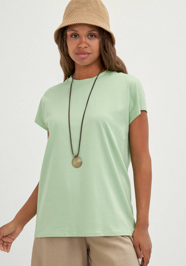 Футболка базовая со спущенным плечом шир.  750, рис. 32