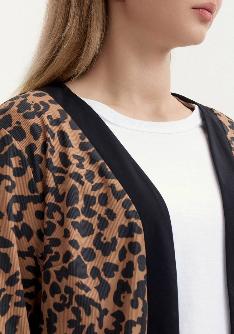 Кардиган с aнималистичным принтом шир.  750, рис. 19