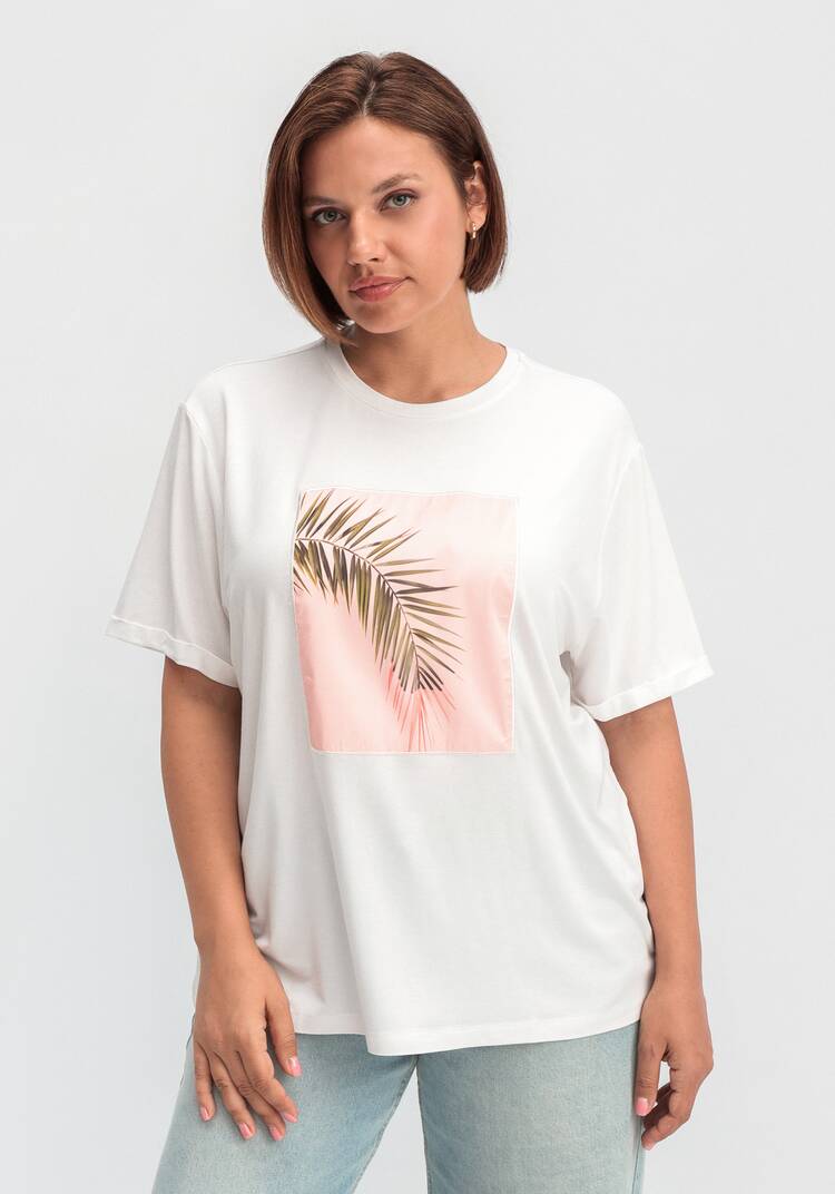 Футболка с принтом-аппликацией шир.  750, рис. 7