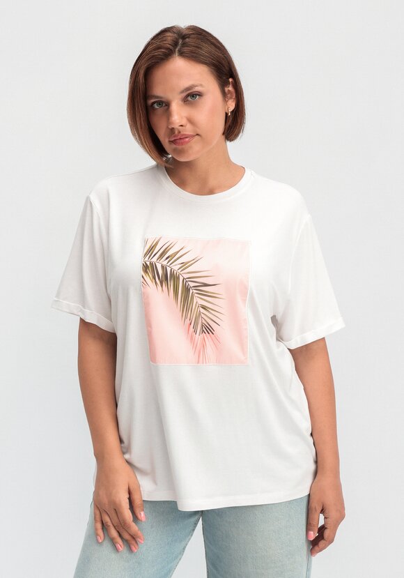 Футболка с принтом-аппликацией шир.  580, рис. 7