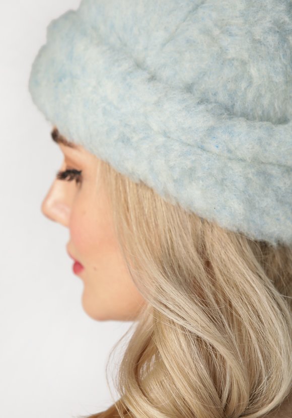 Шапка Беатрис шир.  580, рис. 36