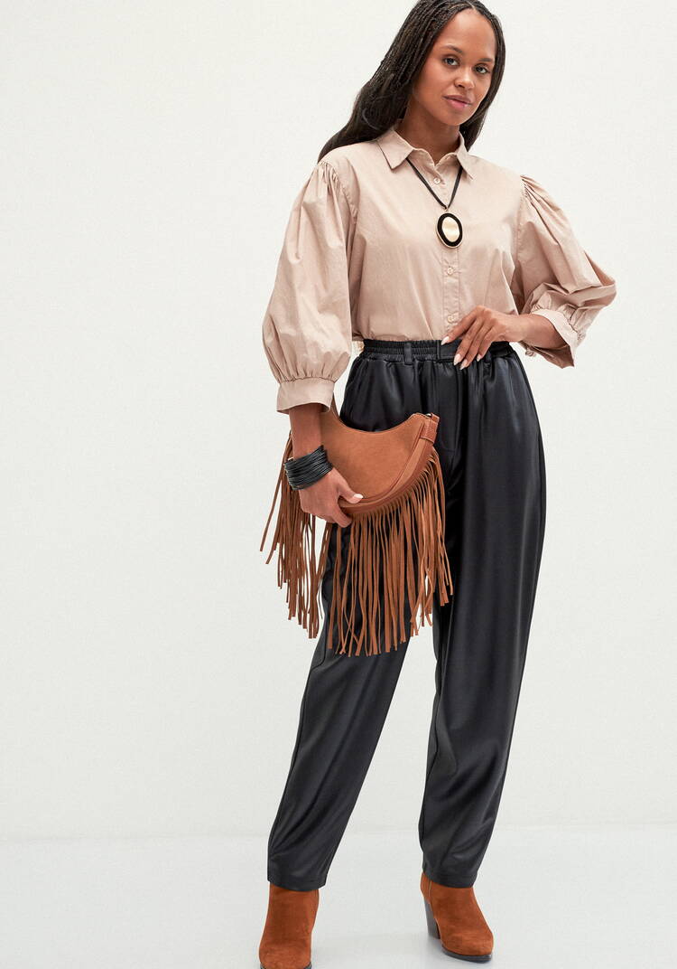 Брюки бананы с глянцевым напылением шир.  750, рис. 9