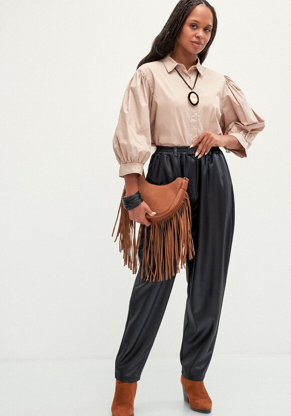 Брюки бананы с глянцевым напылением шир.  580, рис. 9