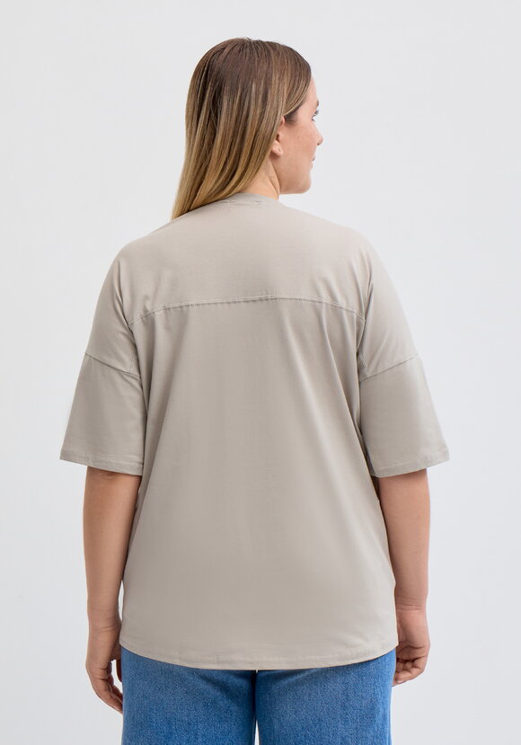 Футболка с цветочным принтом и стразами шир.  580, рис. 13