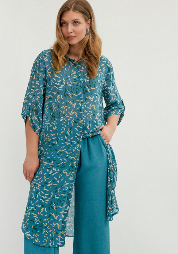 Рубашка с рукавом 7/8 и патами шир.  580, рис. 20