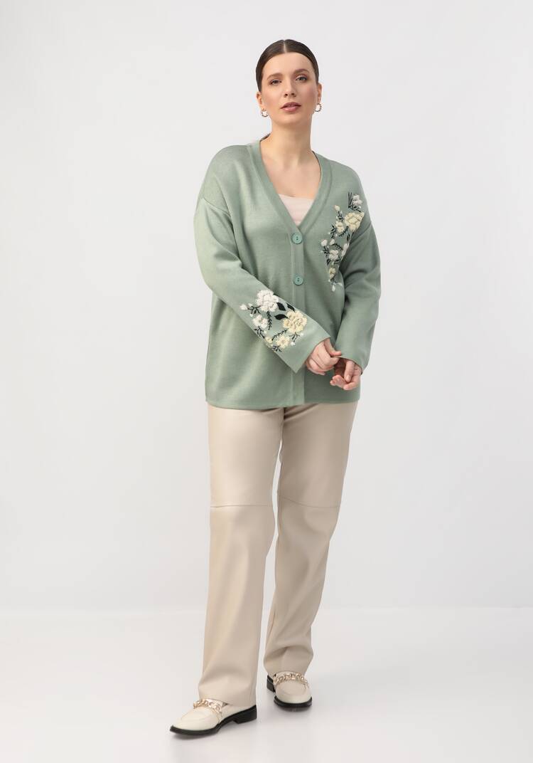 Кардиган с цветочным акцентом шир.  750, рис. 7