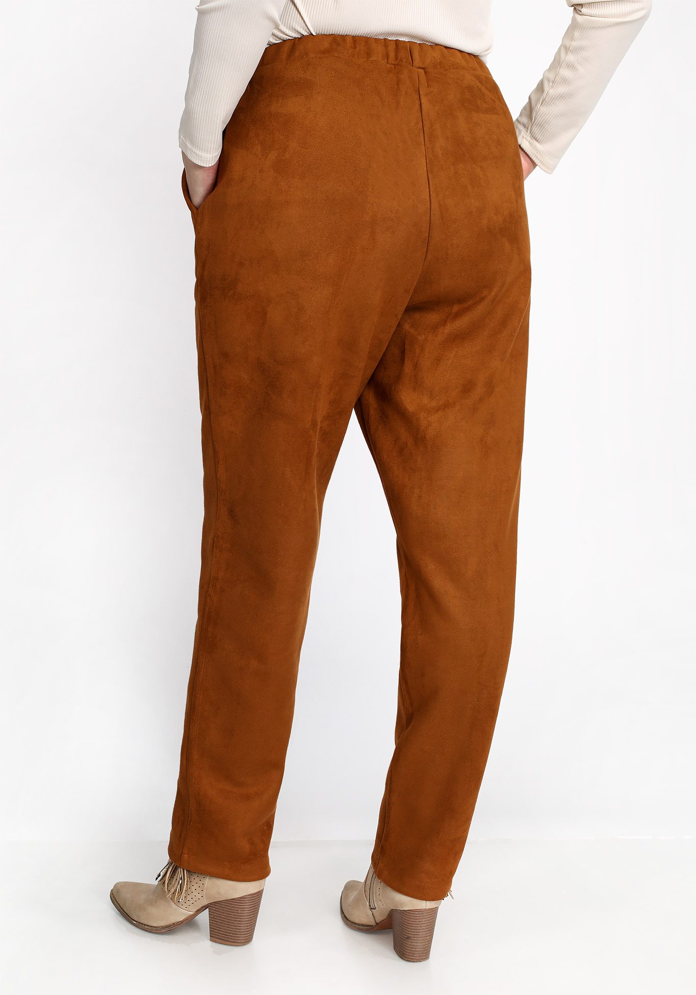 Брюки для фигуры песочные часы. Under armour спортивные брюки. Штаны час. Штаны час. Штаны час.