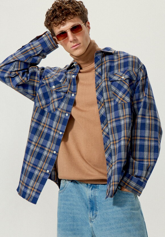 Джемпер вязаный с высокой горловиной шир.  580, рис. 31