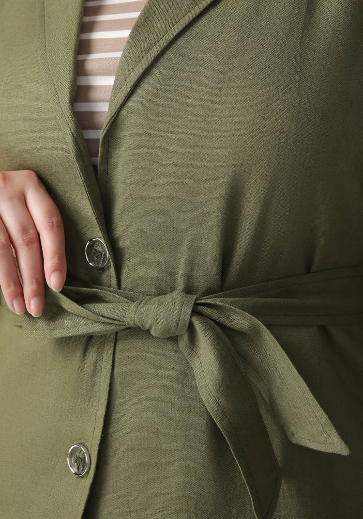 Пиджак с английским воротником и поясом шир.  750, рис. 12