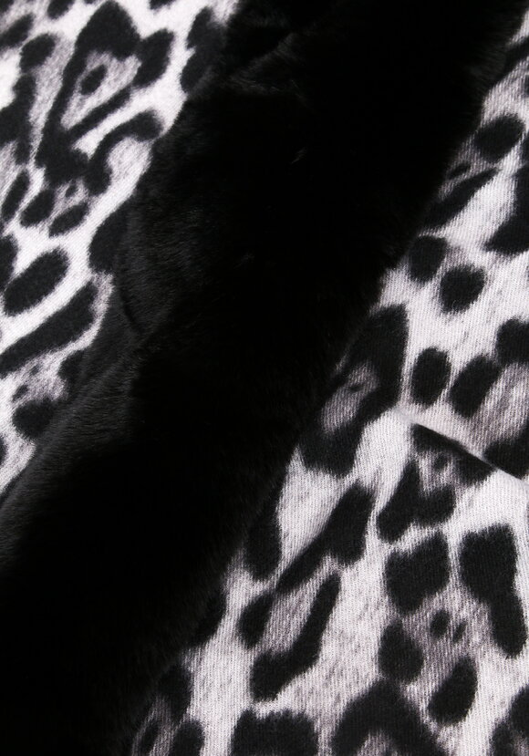 Шарф Патриция шир.  580, рис. 6