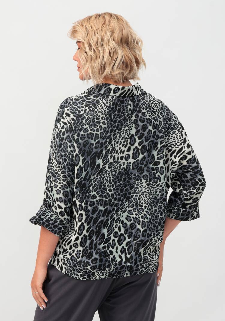 Блуза с патами на рукавах и брошью шир.  750, рис. 11