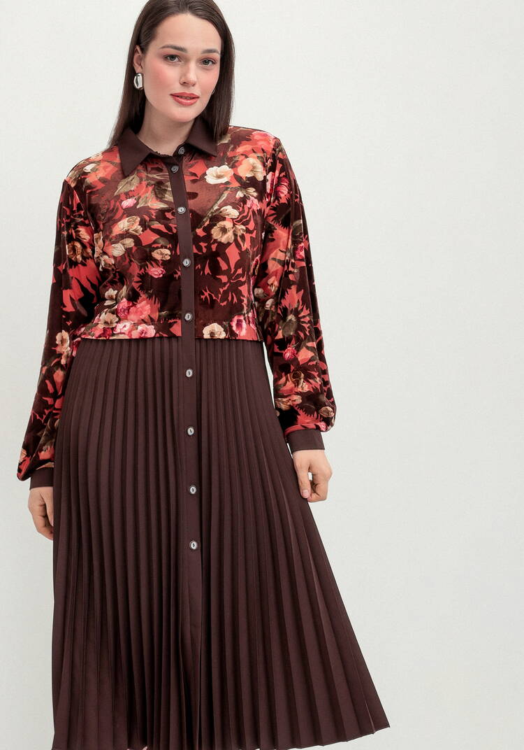 Платье с отрезной кокеткой и юбкой плиссе шир.  750, рис. 17