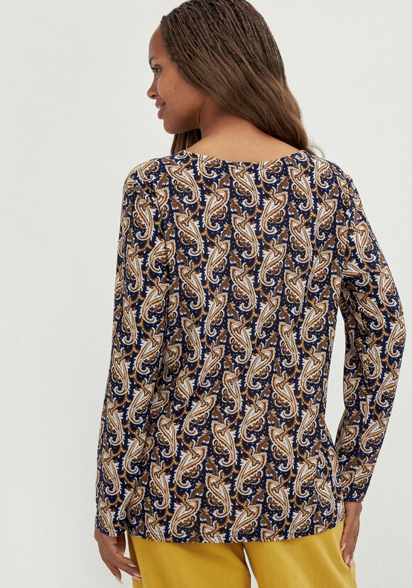 Лонгслив Эмилия шир.  580, рис. 43