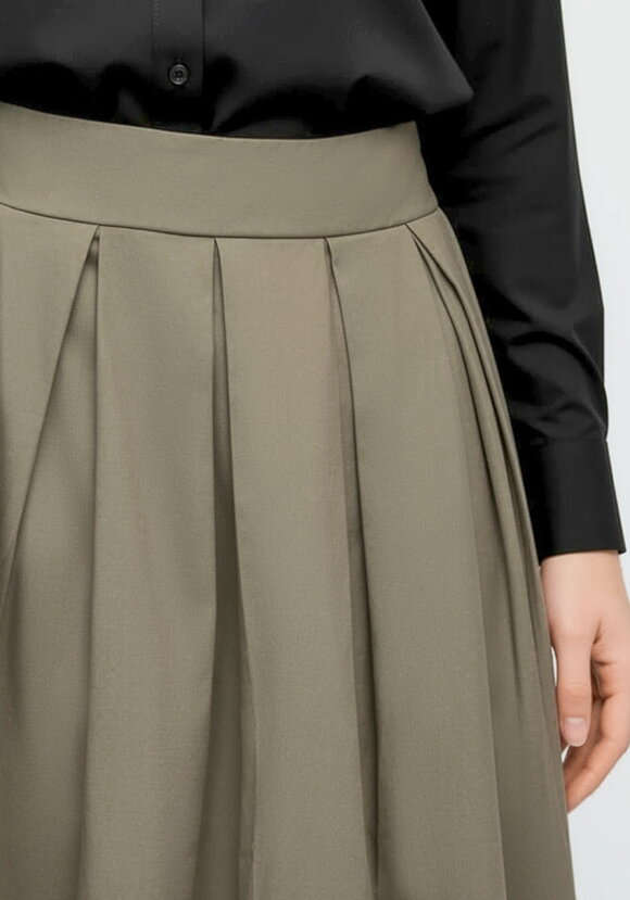 Юбка свободного кроя с кружевом шир.  580, рис. 12