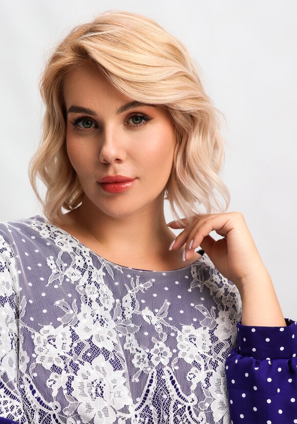 Блуза с кружевом по плечам шир.  580, рис. 6