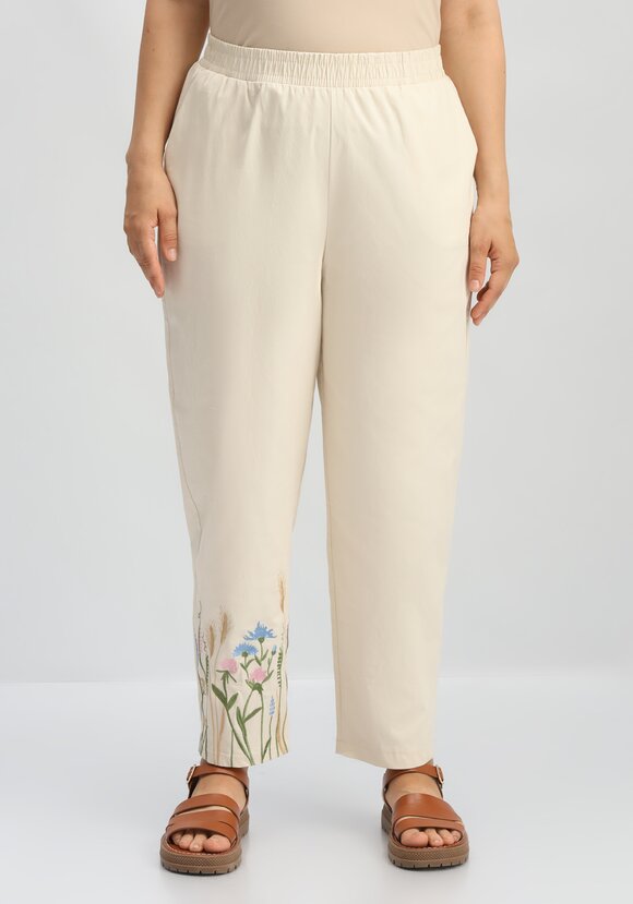 Брюки с вышивкой по низу шир.  580, рис. 22