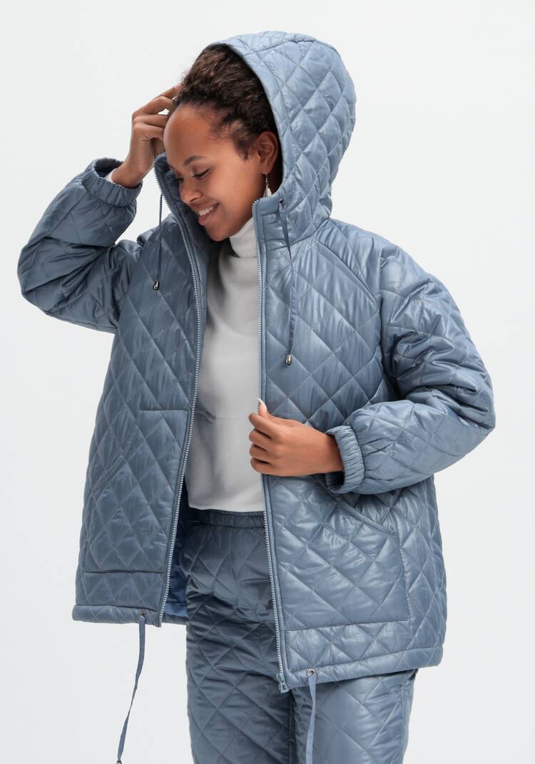 Куртка стёганая с капюшоном шир.  750, рис. 40