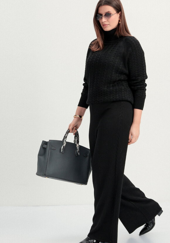 Брюки прямые свободной посадки с лампасами шир.  580, рис. 18