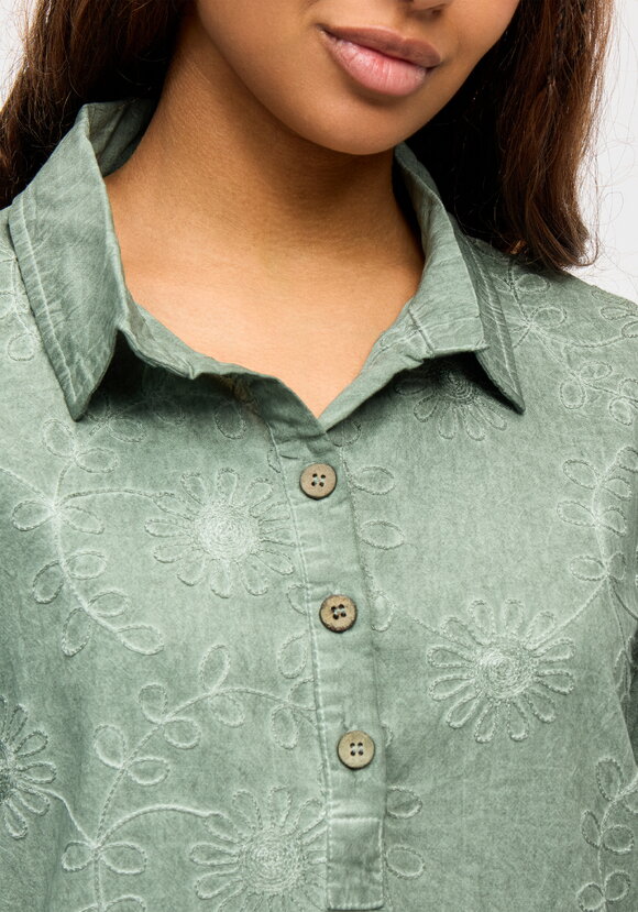 Рубашка с рукавом 3/4 и цветочным узором шир.  580, рис. 5