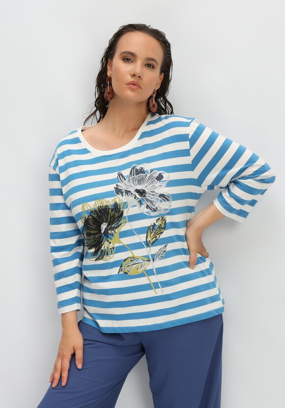 Лонгслив с цветами 3D шир.  580, рис. 33