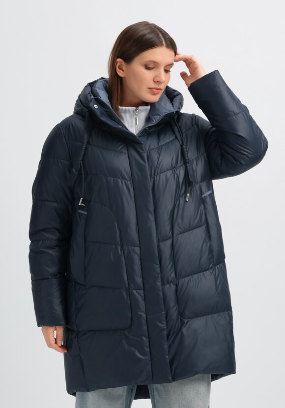 Пуховик стеганый с контрастным капюшоном шир.  580, рис. 10