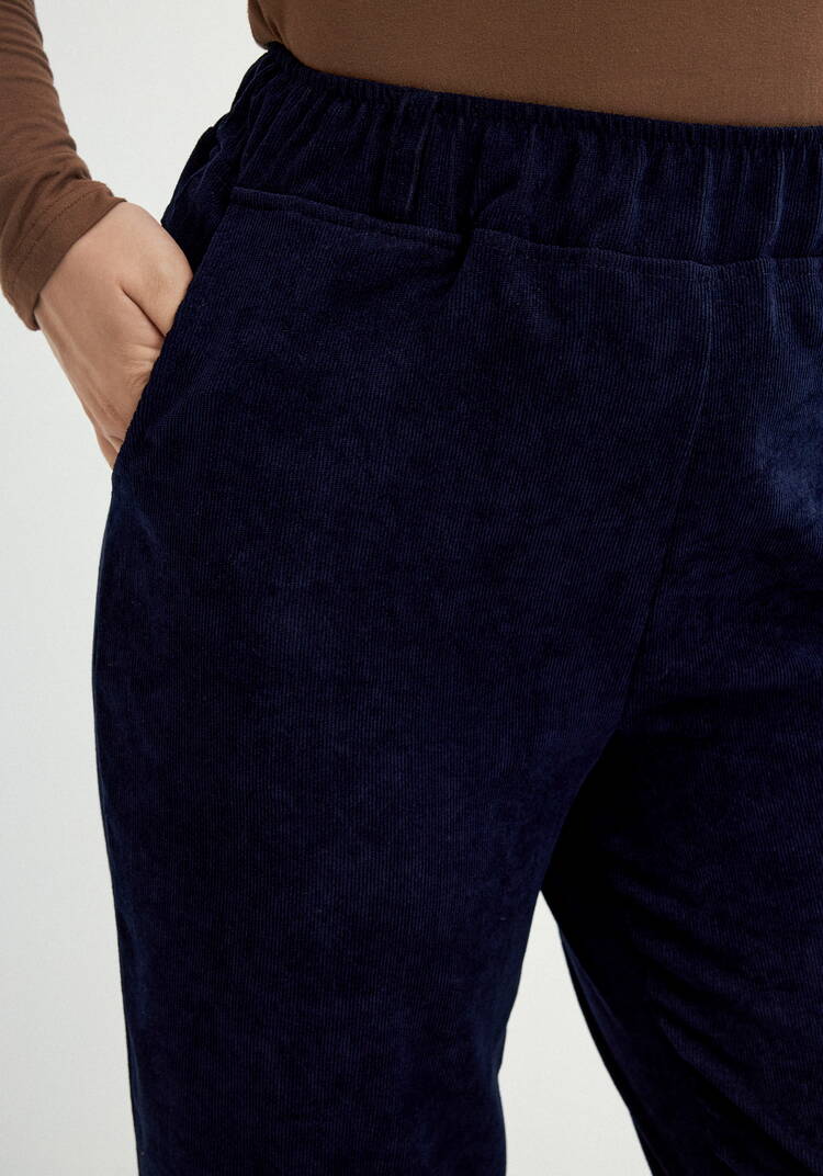 Брюки из микровельвета с комфортным поясом шир.  750, рис. 41