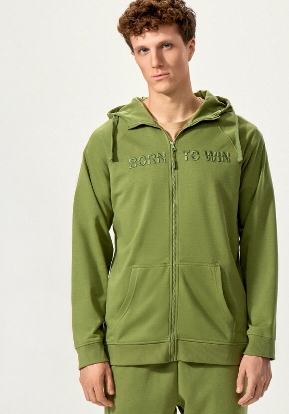 Толстовка с вышивкой и капюшоном шир.  580, рис. 20