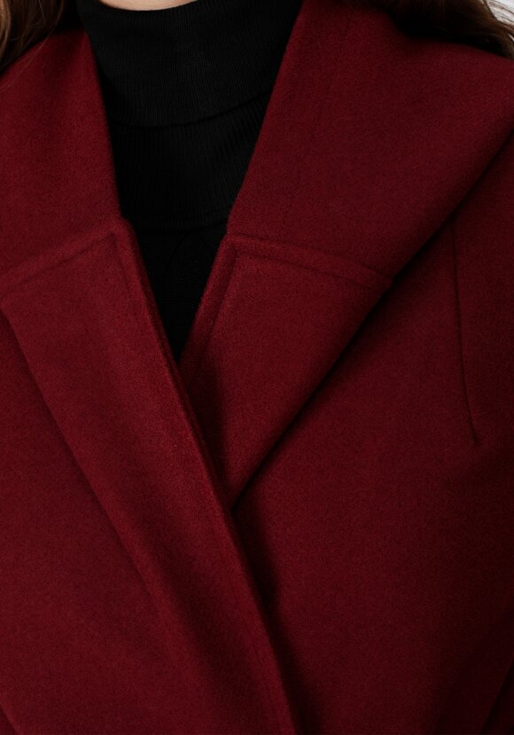 Пальто удлиненное с поясом шир.  580, рис. 6