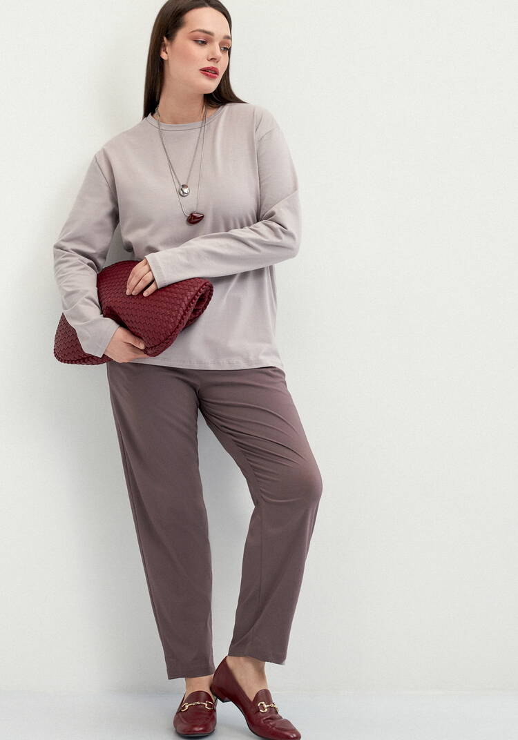 Брюки зауженные с декором из пуговиц шир.  750, рис. 22