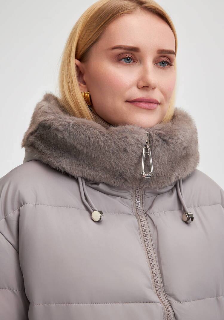 Пальто с меховой опушкой под норку шир.  750, рис. 12