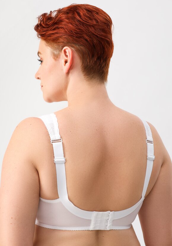 Бюстгальтер кружевной  с широкими бретелями шир.  580, рис. 2