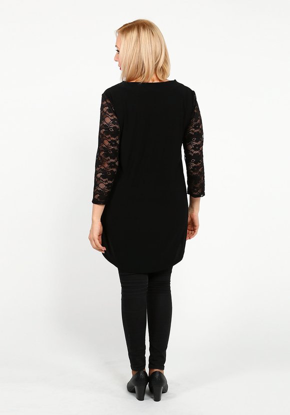 Туника с гипюровыми рукавами шир.  580, рис. 14