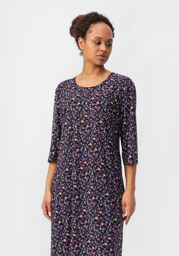 Платье Веточка сакуры шир.  580, рис. 7