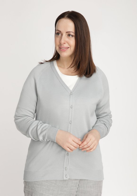 Кардиган с V-образным вырезом шир.  580, рис. 21