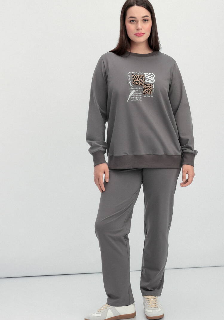 Комплект (брюки и свитшот с принтом) шир.  750, рис. 47