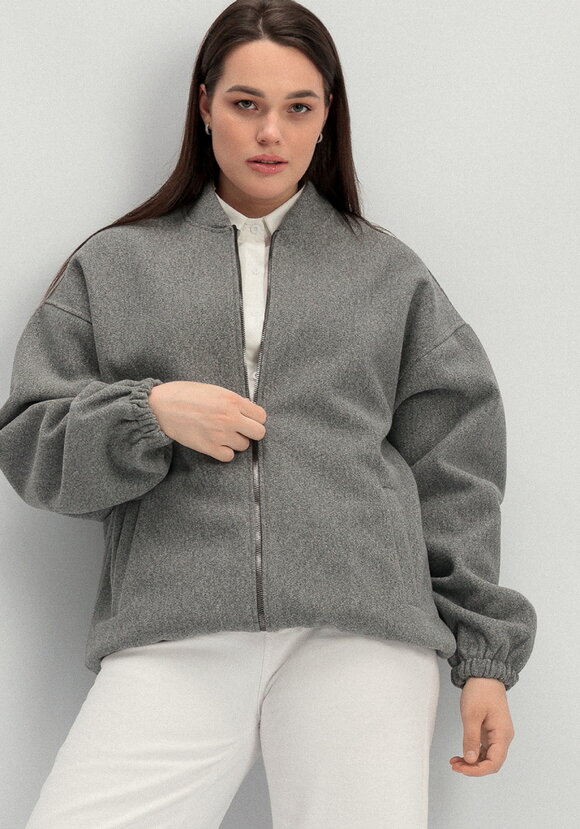 Бомбер свободного кроя на молнии шир.  580, рис. 1