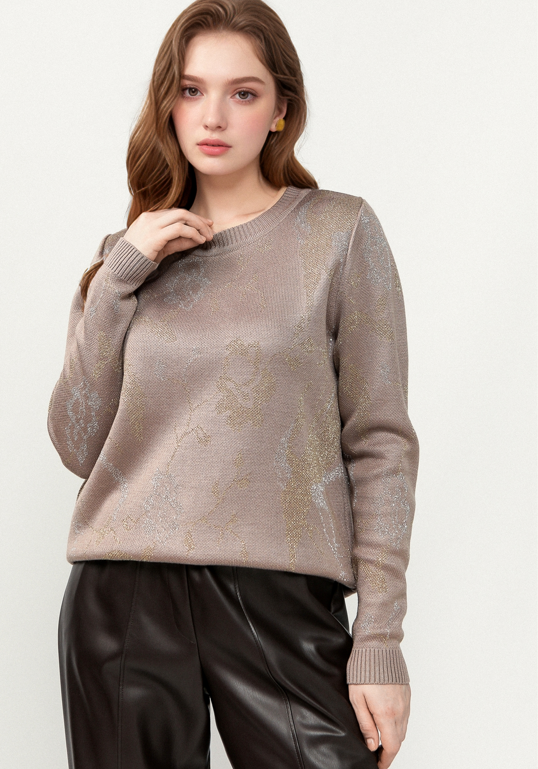 

Джемпер с цветами из метанити, Коричневый