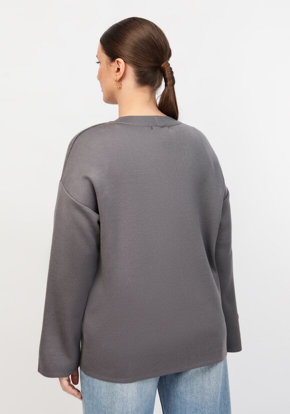 Кардиган с цветочным акцентом шир.  580, рис. 10