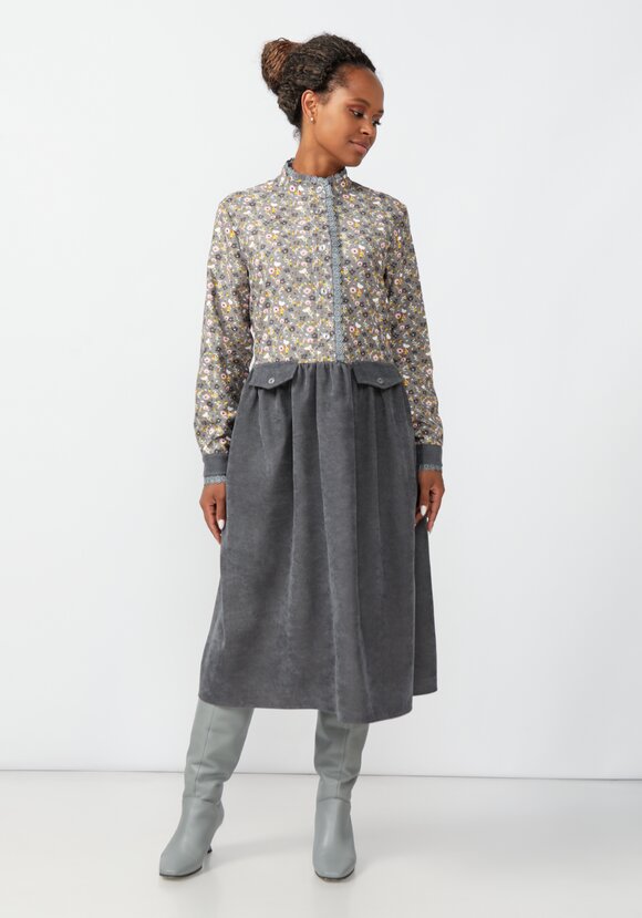 Платье из комбинированной вельветовой ткани шир.  580, рис. 9