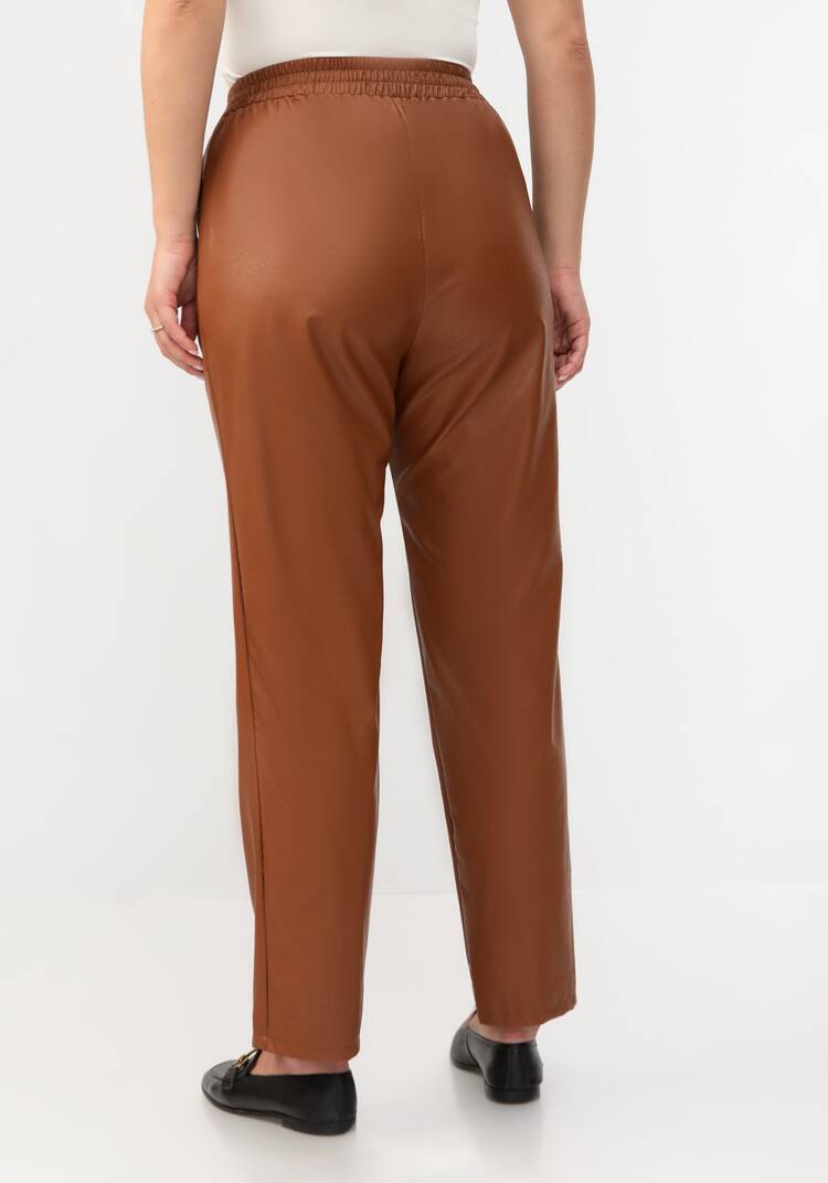 Брюки из экокожи со стрелками шир.  750, рис. 23