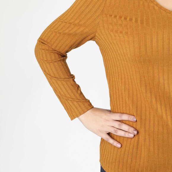 Блузка с V-образным вырезом прямого кроя шир.  580, рис. 12